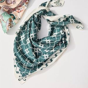 NWOT Anthropologie Maeve Satin Printed Scarf Head Scarf Hair Wrap Green